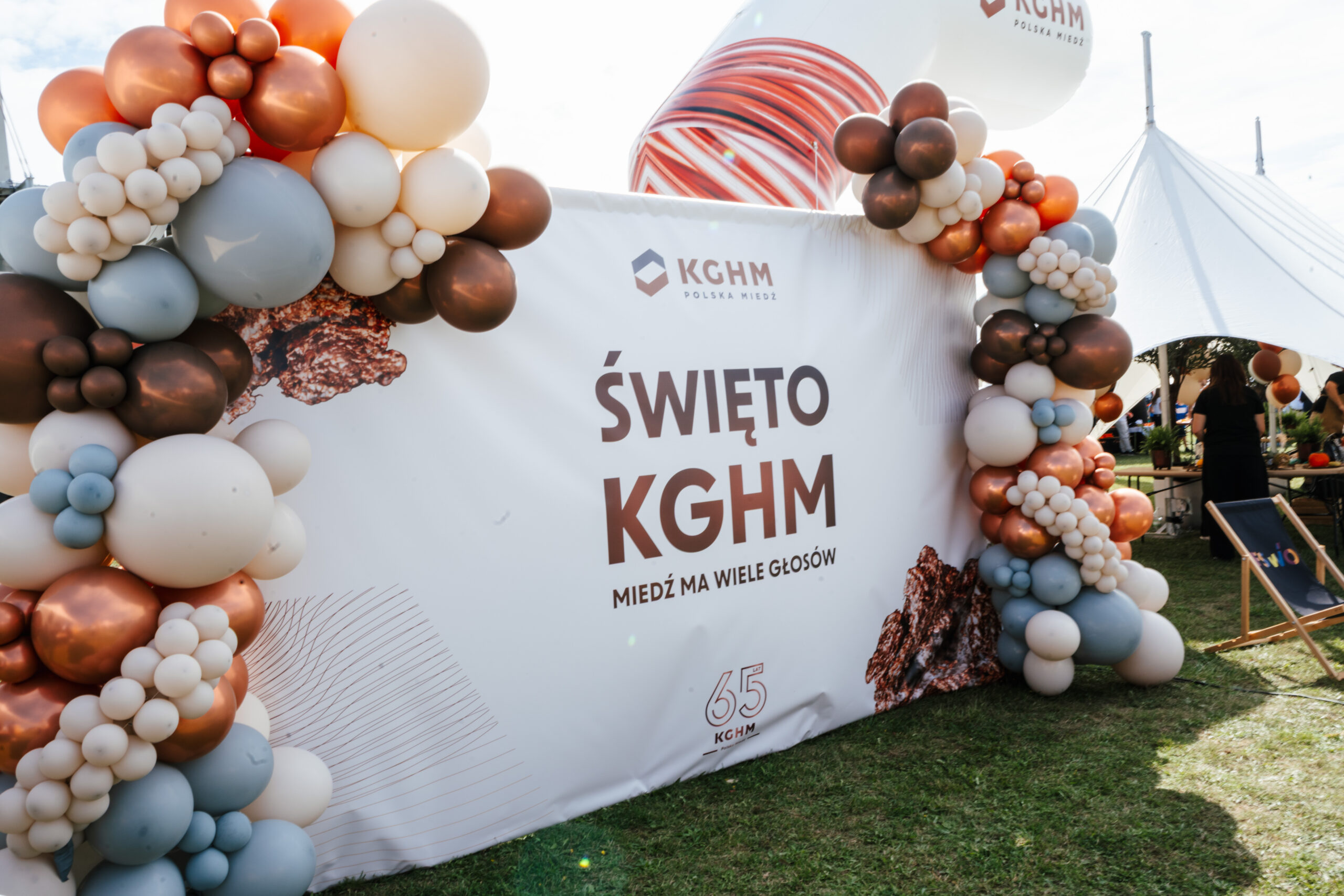 Jak połączyć 20 spółek, 10 000 osób i&nbsp;udowodnić, że&nbsp;„Miedź ma&nbsp;wiele głosów”? Case study jubileuszu KGHM i&nbsp;Zagłębia Lubin